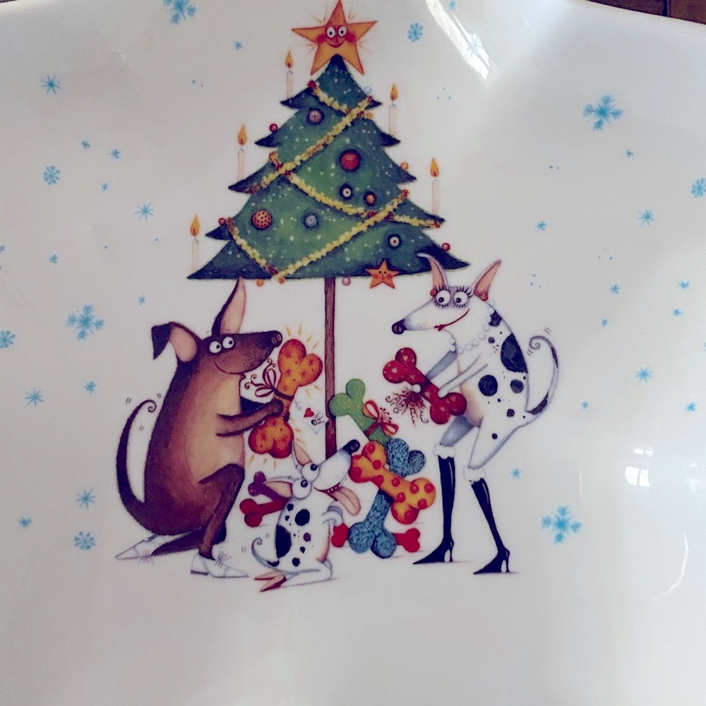 Clare Mackie cute little Star shaped doggie treat dish
